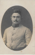 A Identifier.cpa Photo D'un Soldat  à La Belle Moustache. . - Zu Identifizieren