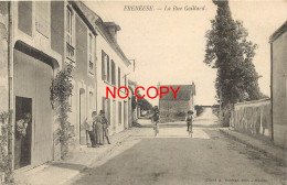 78 FRENEUSE. Cyclistes Sur La Rue Gaillard - Freneuse