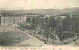 38 - Grenoble - La Place De La Constitution Et Les Alpes - Précurseur - CPA - Voir Scans Recto-Verso - Grenoble