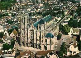 18 - Bourges - La Cathédrale Saint Etienne - Vue Aérienne - Carte Neuve - CPM - Voir Scans Recto-Verso - Bourges