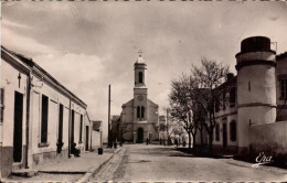 Algerie, Kenchela, Gendarmerie Et L Eglise - Altri & Non Classificati