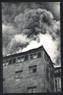 AK Stuttgart, Brand D. Alten Schlosses, 21.-22. Dez. 1931, Rauchsäule  - Disasters