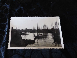 P-453 , Photo, Les Sables D'Olonne, Vue Du Port Et Bateaux, Septembre 1936 - Places