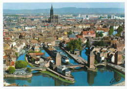 CPSM / CPM 10.5 X 15 Bas Rhin STRASBOURG L'Ill Et Le "Ponts Couverts" Vestige Des Remparts Du XIV° S.  Cathédrale - Strasbourg
