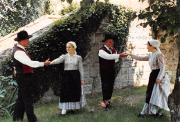 24   MUSSIDAN  Les Lèches  Groupe LAS BELUTAS DAU CANTOU    (Scan R/V) N°   36   \QQ1110Vic - Mussidan