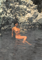 13 Ensuès-la-Redonne Calanque Naturiste Des Anthénors Femme Topless Seins Nus Naked (Scan R/V) N°   11  \QQ1110Bis - Carry-le-Rouet