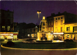 81 LAVAUR - La Fontaine Des Trois Grâces : Aglaée, Thalie, Euphrosie - Vue De Nuit  (scan Recto-verso) QQ 1142 - Lavaur