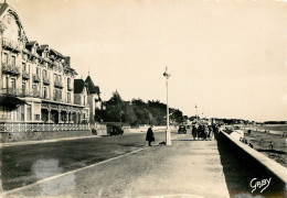 44. PORNICHET - BOULEVARD DES OCEANIDES ET LA PLAGE      (scan Recto-verso) QQ 1119 - Pornichet