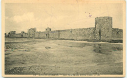 AIGUES MORTES Les Remparts Coté Sud  (scan Recto-verso) QQ 1192 - Aigues-Mortes