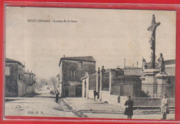 Carte Postale 34. Mèze  Avenue De La Gare   Très Beau Plan - Mèze