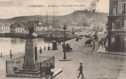 . 50 . CHERBOURG . Statue De Bricqueville Et Le Quais . Petite Animation - Cherbourg