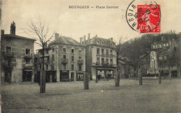 38 BOURGOIN PLACE CARNOT - Bourgoin