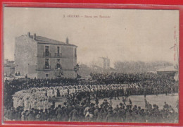 Carte Postale 34. Béziers  Danse Des Treilles   Très Beau Plan - Beziers