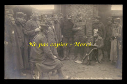 GUERRE 14/18 - PRISONNIERS DE GUERRE AU CAMP DE KONIGSBRUCK - SERBES - CARTE PHOTO ORIGINALE - Weltkrieg 1914-18