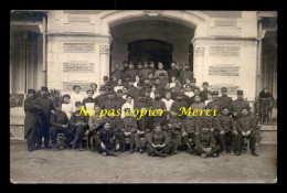 GUERRE 14/18 - HOPITAL MILITAIRE - BLESSES ET INFIRMIERES -  CARTE PHOTO ORIGINALE - War 1914-18