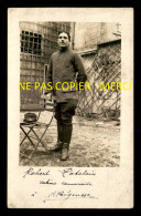 GUERRE 14/18 - MILITAIRE - 5 SUR LE KEPI - CARTE PHOTO ORIGINALE - Guerre 1914-18