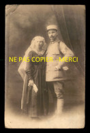 GUERRE 14/18 - MILITAIRE ET SA FEMME - CARTE PHOTO ORIGINALE - Guerre 1914-18