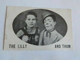 ARTISTE CLOWN: TRES BELLE CARTE DE THE LILLY AND THOM  CLOWN AVEC SA PARTENAIRE - Artistes