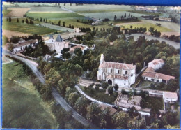 Caujac. L'église Et Le Château. Vue Aérienne. Semi Moderne Grand Format édition Combier - Other & Unclassified