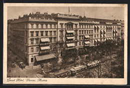 AK Wien, Strassenbahn Am Grand Hotel  - Otros & Sin Clasificación