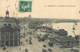 33 - Bordeaux - Les Quais Vus De La Douane - Animée - CPA - Oblitération Ronde De 1909 - Voir Scans Recto-Verso - Bordeaux