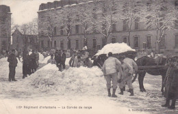 115e Régiment D'Infanterie - La Corvée De Neige - Casernas