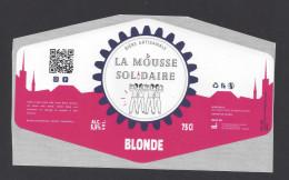 Etiquette De Bière Blonde   -  La Mousse Solidaire  -  Brasserie Brebis Galeuse  à  Roëllecourt  (62) - Beer