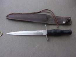 Couteau Poignard Avec Etuit Cuir )longueur Couteau 27 Cm - Knives/Swords