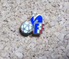 Pin's - France - FFF - Football - Football