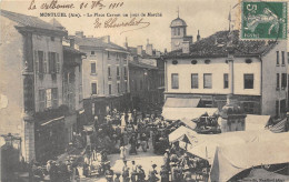 01-MONTLUEL- LA PLACE CARNOT UN JOUR DE MARCHE - Montluel