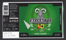 Etiquette De Bière Blonde  -  Brasserie  Akerbeltz  à  Ascain   (64) - Beer