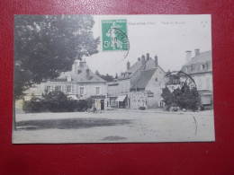 Carte Postale CPA - GUERCHE (18) - Place De La Mairie (B406) - La Guerche Sur L'Aubois