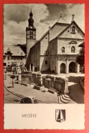 74 - Hte SAVOIE - MEGEVE  - CPSM 1 - Eglise Et La Place -  éd  Moult - Megève