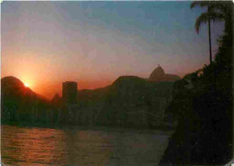 Brésil - Rio De Janeiro - Sunset In Copacabana With Corcevado In The Background - CPM - Voir Scans Recto-Verso - Other & Unclassified