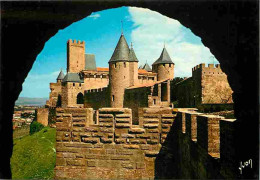 11 - Carcassonne - La Cité Médiévale - Vue Extérieure Du Château - CPM - Voir Scans Recto-Verso - Carcassonne