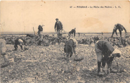 17-FOURAS- LA PÊCHE DES HUITRES - Fouras-les-Bains