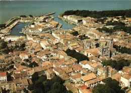 CPSM Grand Format ILE DE RE  Vue Generale Aérienne De Saint Martin En Ré Avec L' Eglise Etle Port   Colorisée  RV - Ile De Ré