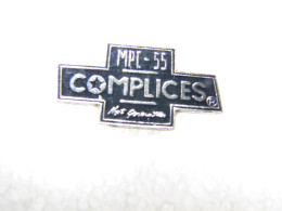 PIN'S     COMPLICES  MPC 55  MODE - Autres & Non Classés