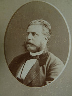 Photo CDV Disderi  Paris  Portrait Homme Corpulent  Barbe Et Moustache  Sec. Emp. CA 1865-70 - L445 - Oud (voor 1900)