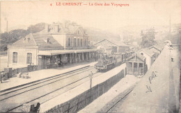 71-LE-CREUSOT- LA GARE DES VOYAGEURS - Le Creusot
