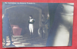 Napoleon At The Tomb Of Frederick The Great Ref 6406 - Historische Persönlichkeiten