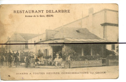 Carte Photo. CPA D63. RIOM. Restaurant DELARBRE Avenue De La Gare . Royat Centiane - Sonstige & Ohne Zuordnung