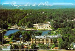 61 - Bagnoles De L'Orne - Vue Aérienne - Au Premier Plan, L'hôtel "La Résidence Du Lac" Puis Le Lac Et Le Casino - Bagnoles De L'Orne