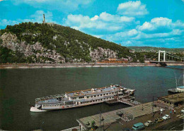 Bateaux - Bateaux Promenade - Budapest - Latkep A Gellertheggyel - Panorama With Mount Gellert - CPM - Voir Scans Recto- - Other & Unclassified