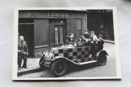 Cpm, La Voiture à Carreaux, Robert Doisneau, Automobile - Toerisme