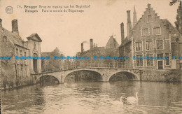 R076429 Bruges. Pont Et Entree Du Beguinage. Phototypie. 1937 - Monde