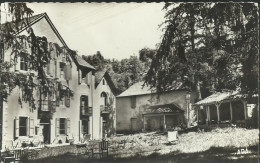 Trebas-les-Bains - Etablissement Thermal Et Les Sources Cuivreuses - (P) - Andere & Zonder Classificatie