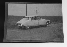 Négatif Film Snapshot Voiture Automobile Cars  Citroën DS  (LÉGERÈMENT TACHÉ ) - Glass Slides