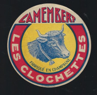 Etiquette Fromage Camembert Les Clochettes Fabriqué En Champagne  Vache - Quesos