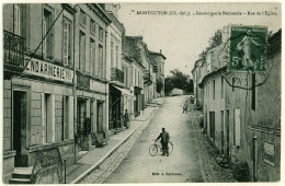 17 - B16556CPA - MONTGUYON - Gendarmerie Nationale - Rue De Eglise - Très Bon état - CHARENTE-MARITIME - Autres & Non Classés